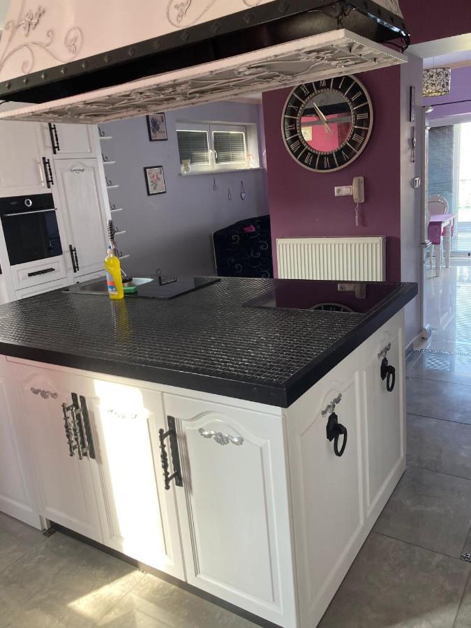 Apartmany Sabinovska Presov Luaran gambar